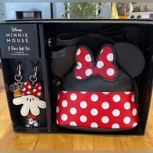 Disney Minnie Mouse Mini Hand Bag 3 Pcs Gift Set Minnie Glove Keychain Purse/NEW